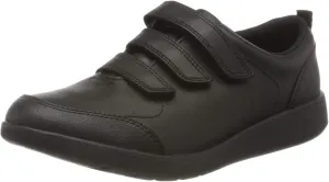 Clarks Boy's Low-Top Wide Fit Uniform Sneakers, Black Leather, 4.5 Big Kid