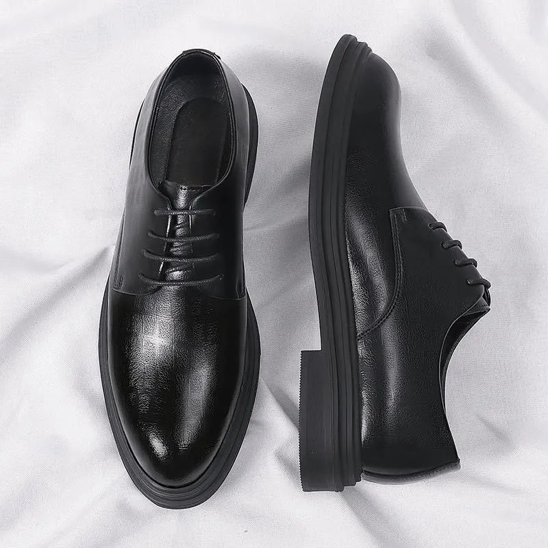 Contemporary Oxford Brogues Dress Shoes Burnished Leather Formal Footwear for Boardroom Presentations & Investor Meetings