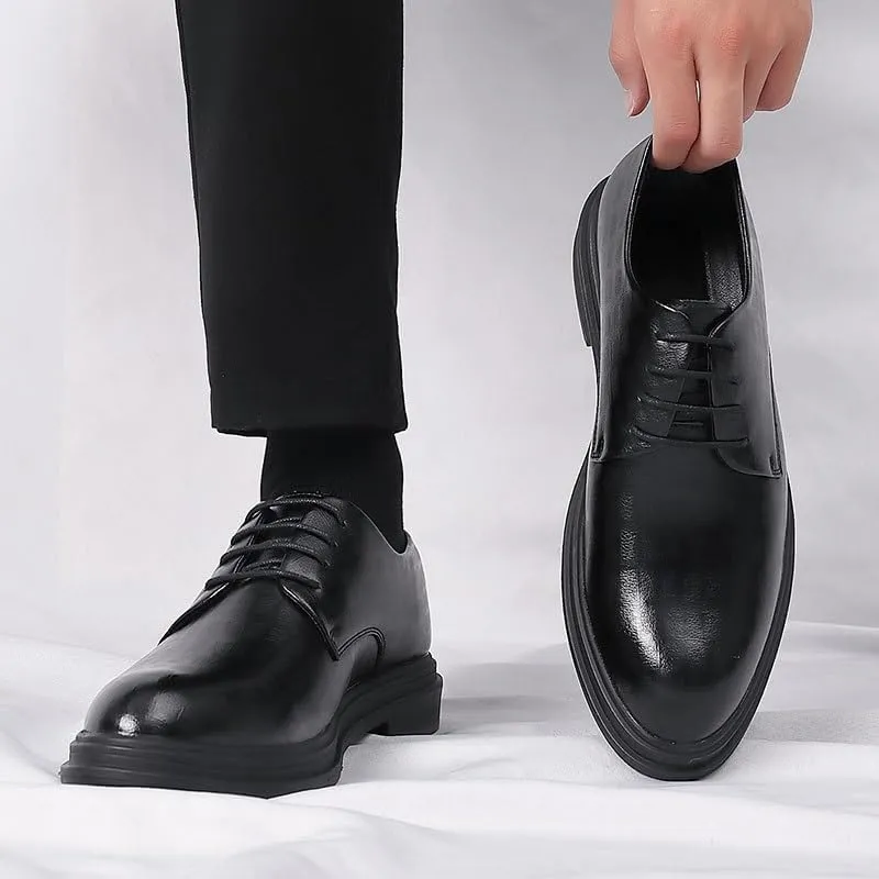 Contemporary Oxford Brogues Dress Shoes Burnished Leather Formal Footwear for Boardroom Presentations & Investor Meetings