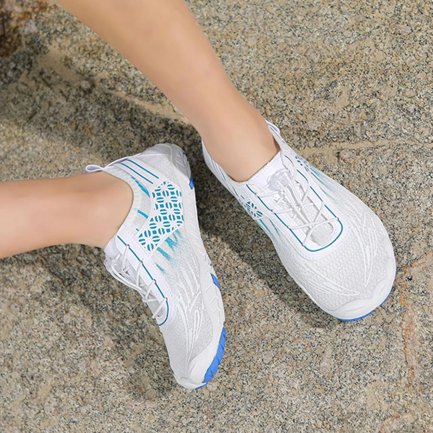 Couple Sports Shoes Outdoor Wading Non Slip Beach Shoes Diving Swimming Riding Fitness Winter Tennis Sandals