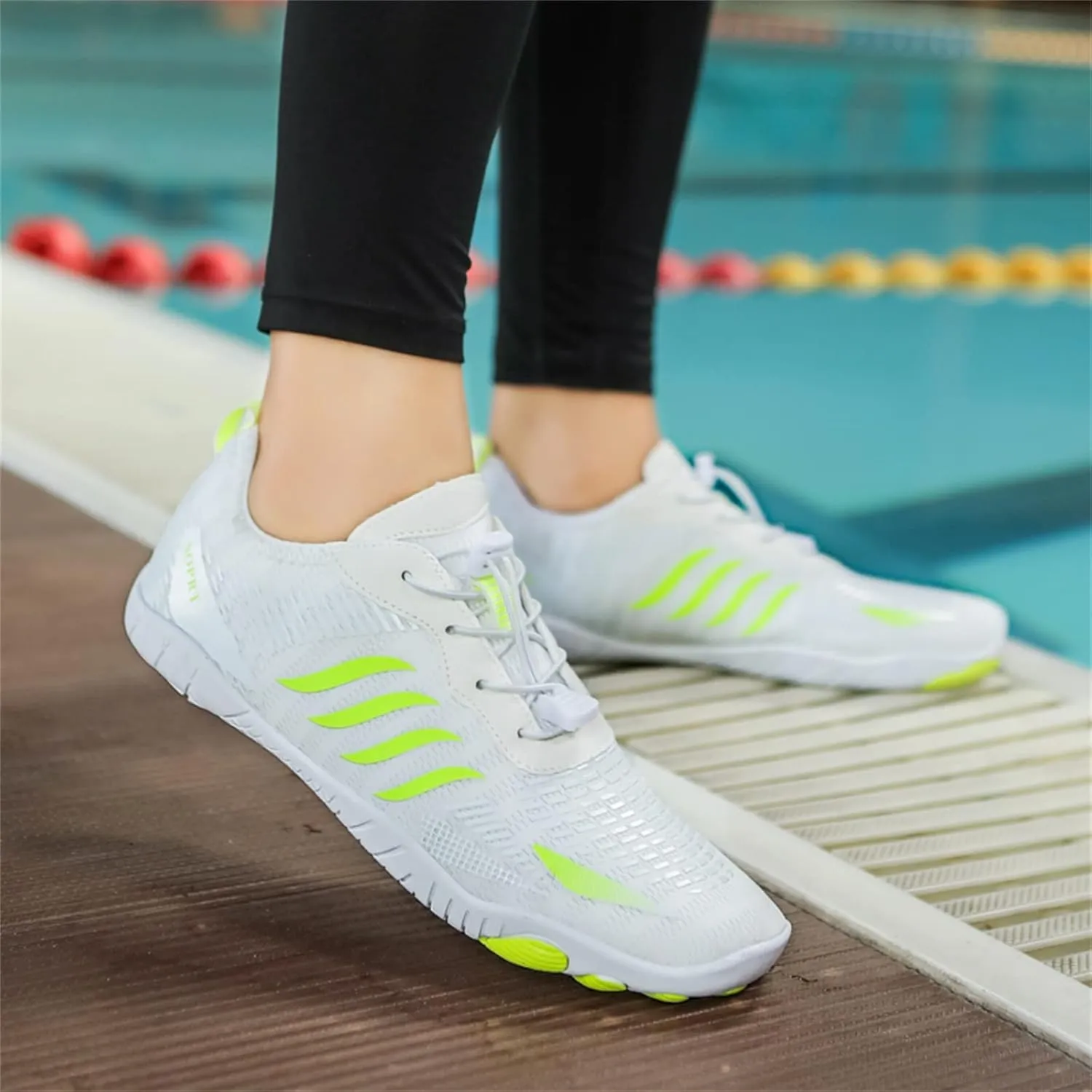 Fashion Summer Water Shoes Men Quick Drying Swimming and Diving Shoes Hiking and Tracing Chukka Sneaker Sandals