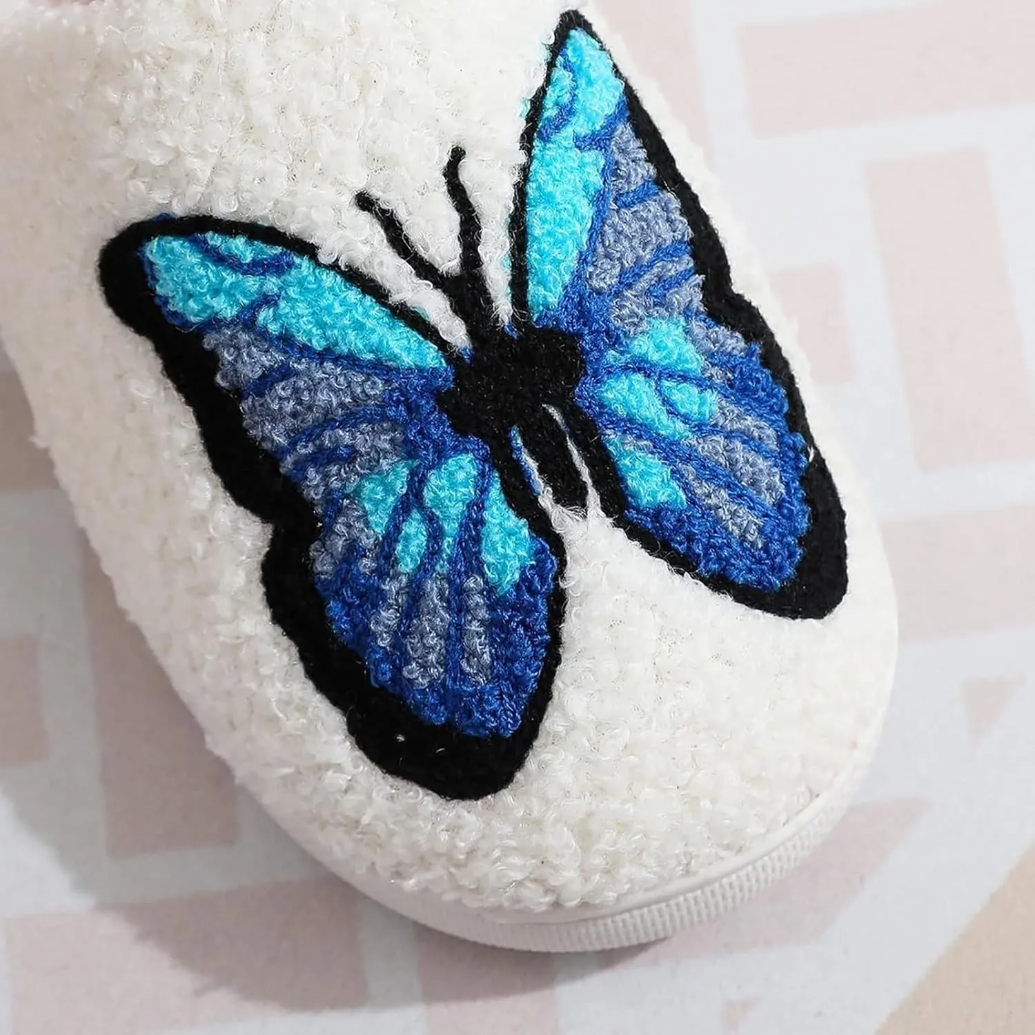 Fluffy Slippers plush Soft slippers Fuzzy Warm Cozy slippers Lightweight Memory Foamdurable base Indoor House Shoes