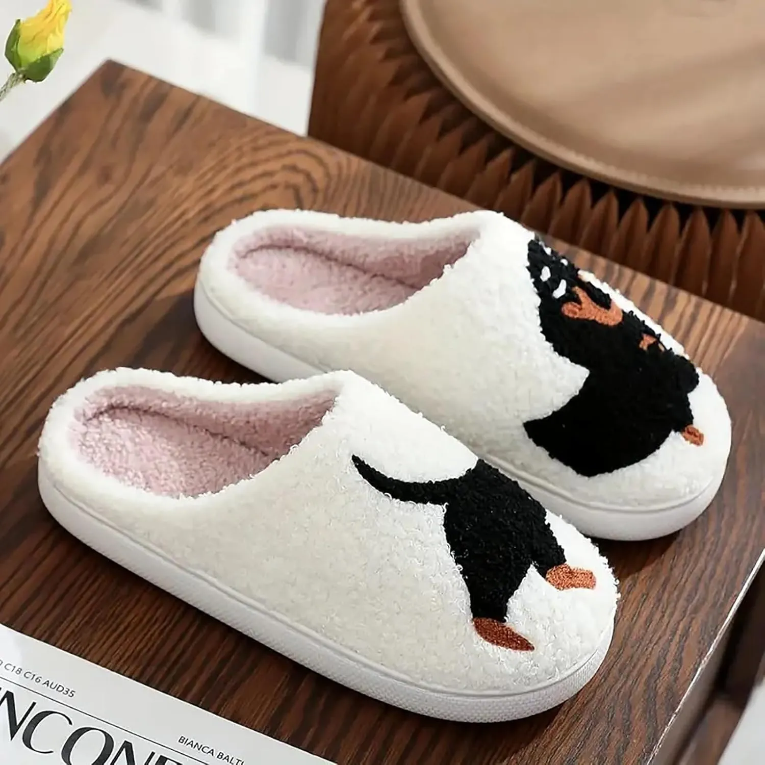 Fluffy Slippers plush Soft slippers Fuzzy Warm Cozy slippers Lightweight Memory Foamdurable base Indoor House Shoes