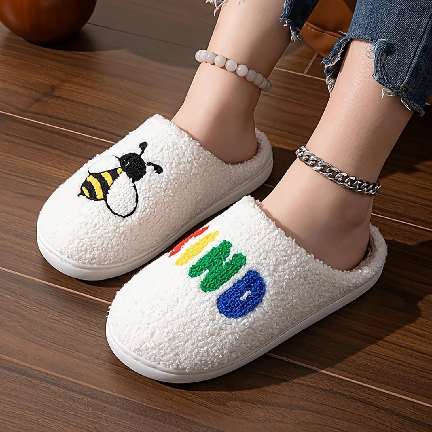 Fluffy Slippers plush Soft slippers Fuzzy Warm Cozy slippers Lightweight Memory Foamdurable base Indoor House Shoes