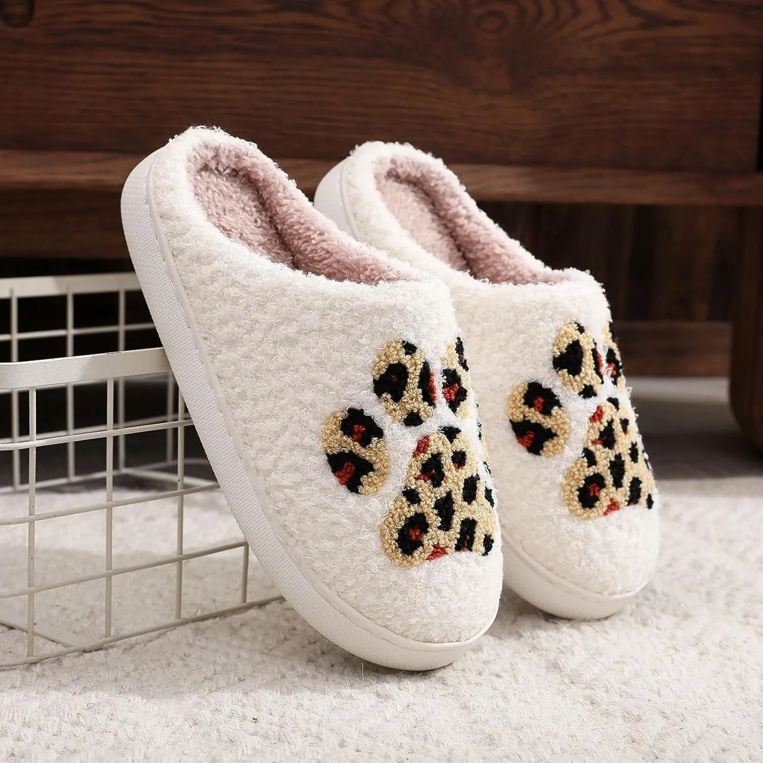Fluffy Slippers plush Soft slippers Fuzzy Warm Cozy slippers Lightweight Memory Foamdurable base Indoor House Shoes