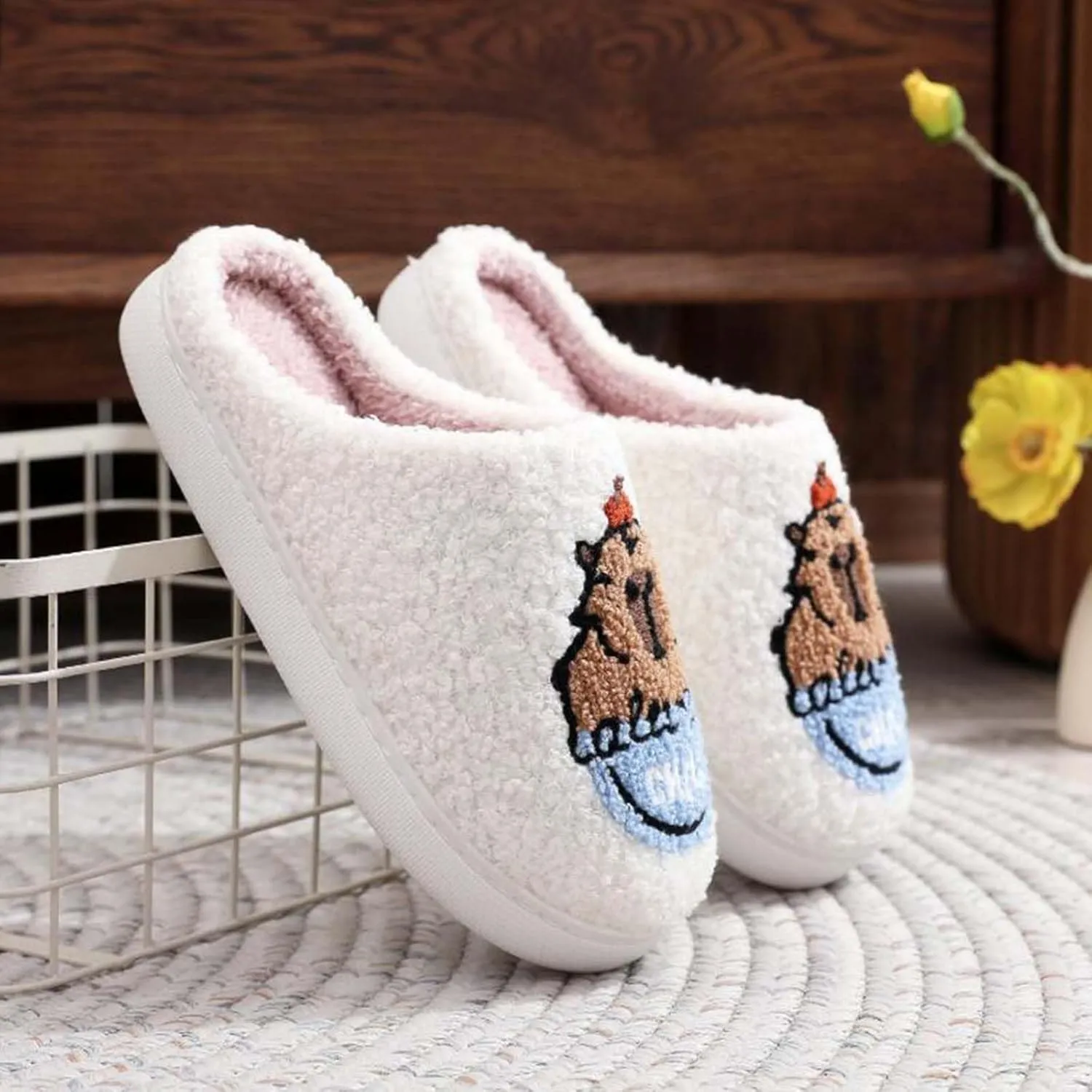 Fluffy Slippers plush Soft slippers Fuzzy Warm Cozy slippers Lightweight Memory Foamdurable base Indoor House Shoes