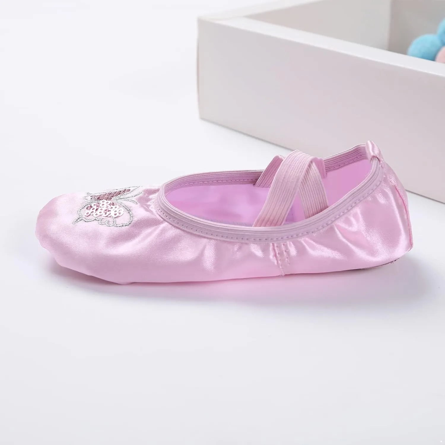 Girls Ballet Dance Shoes Slipper for Kids Ballerina Ballet Flat Canvas Dance Shoes Gym Yoga Shoes Full Sole