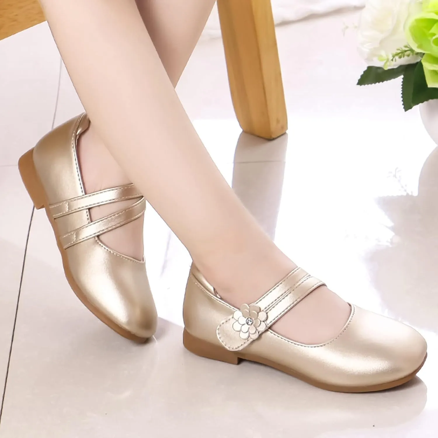 IWIHMIV Toddler Girls Leather Mary Jane Shoes Little Girls Slip on Flat Shoes Toddler Non Slip Dress Shoes
