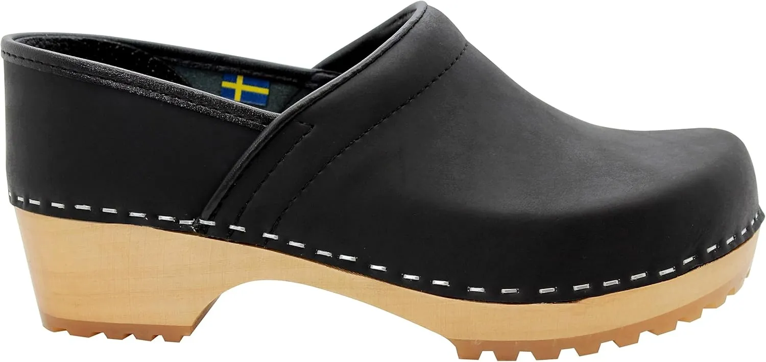 KLGN Tindra Wood Closed Back Grippy Leather Clogs