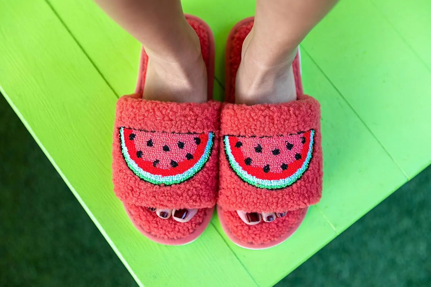 Living Royal Slide Slippers, Novelty Cozy Non-Slip Rubber Sole, Soft 100% Polyester, Funny Fuzzy Design