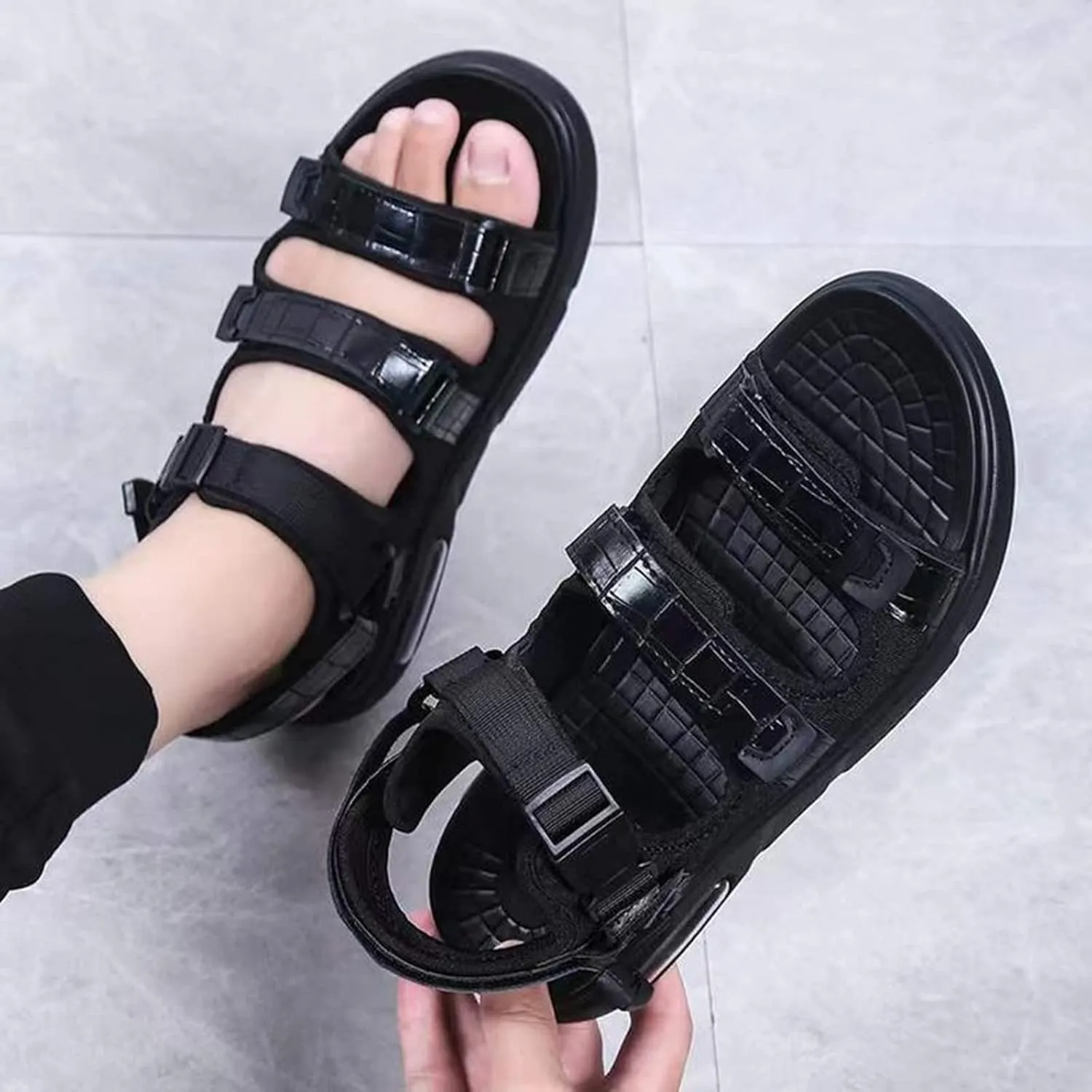 Men Sandals Fashion Summer Sandals Fashion Beach Shoes Outdoor Massage Soft Soled Casual Shoes