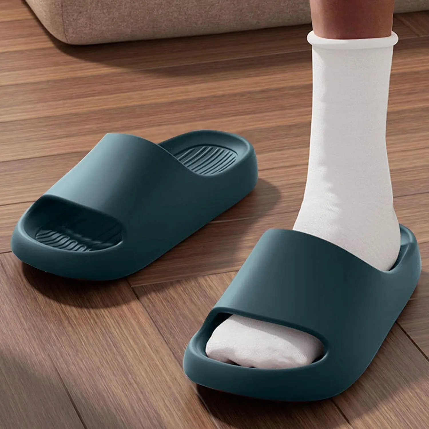 Summer Slides Slippers for Women Men Soft Soled Pillow Slides Slipper EVA Foam Open Toe Shower Bath Pool Slide 2025