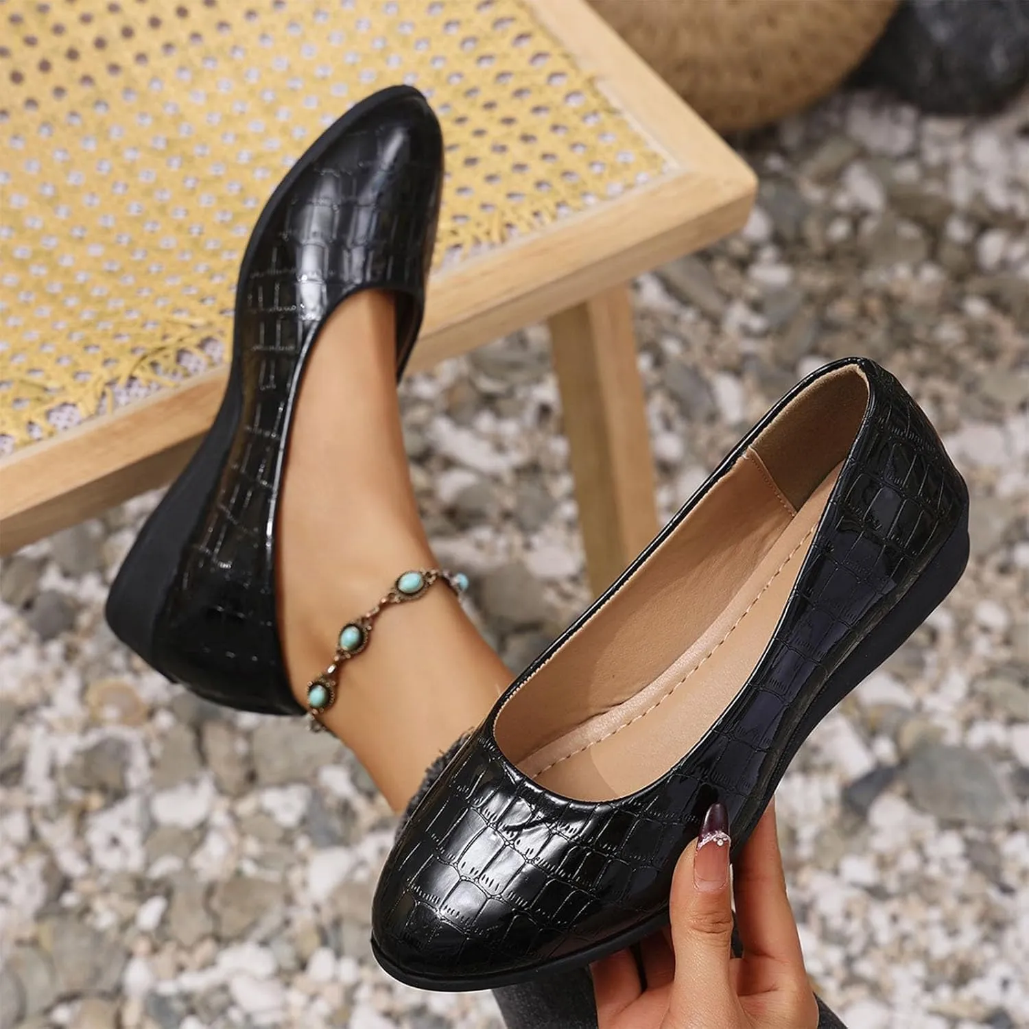 Women's Leather Classic Wedge Moccasins Platform Wedge Walking Shoes Casual Comfortable Slip On Closed Toe Shoes
