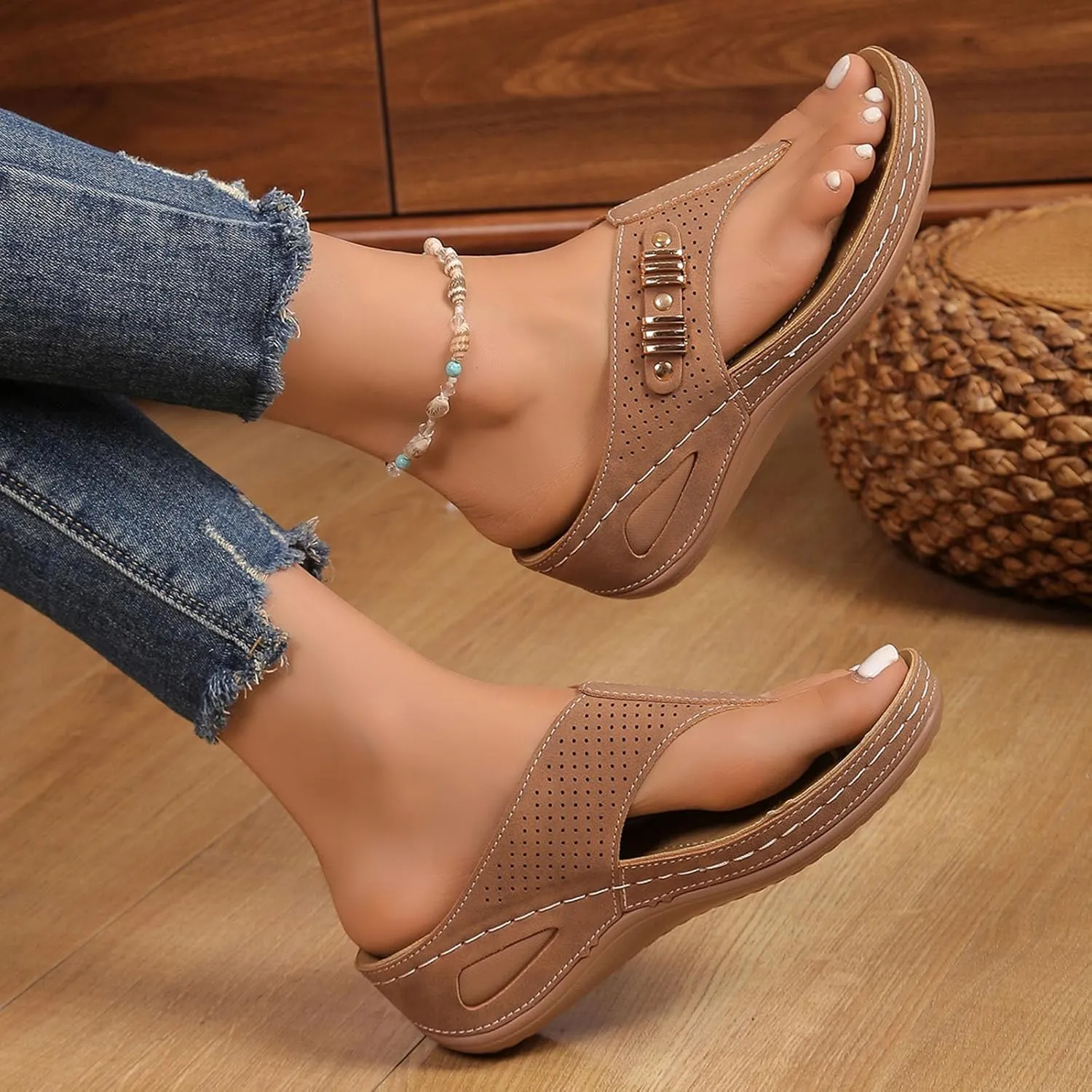 Womens Orthotic Flip Flop with Arch Support Sandals Ladies Comfortable Walking Thong Sandal Slip On for Summer Beach
