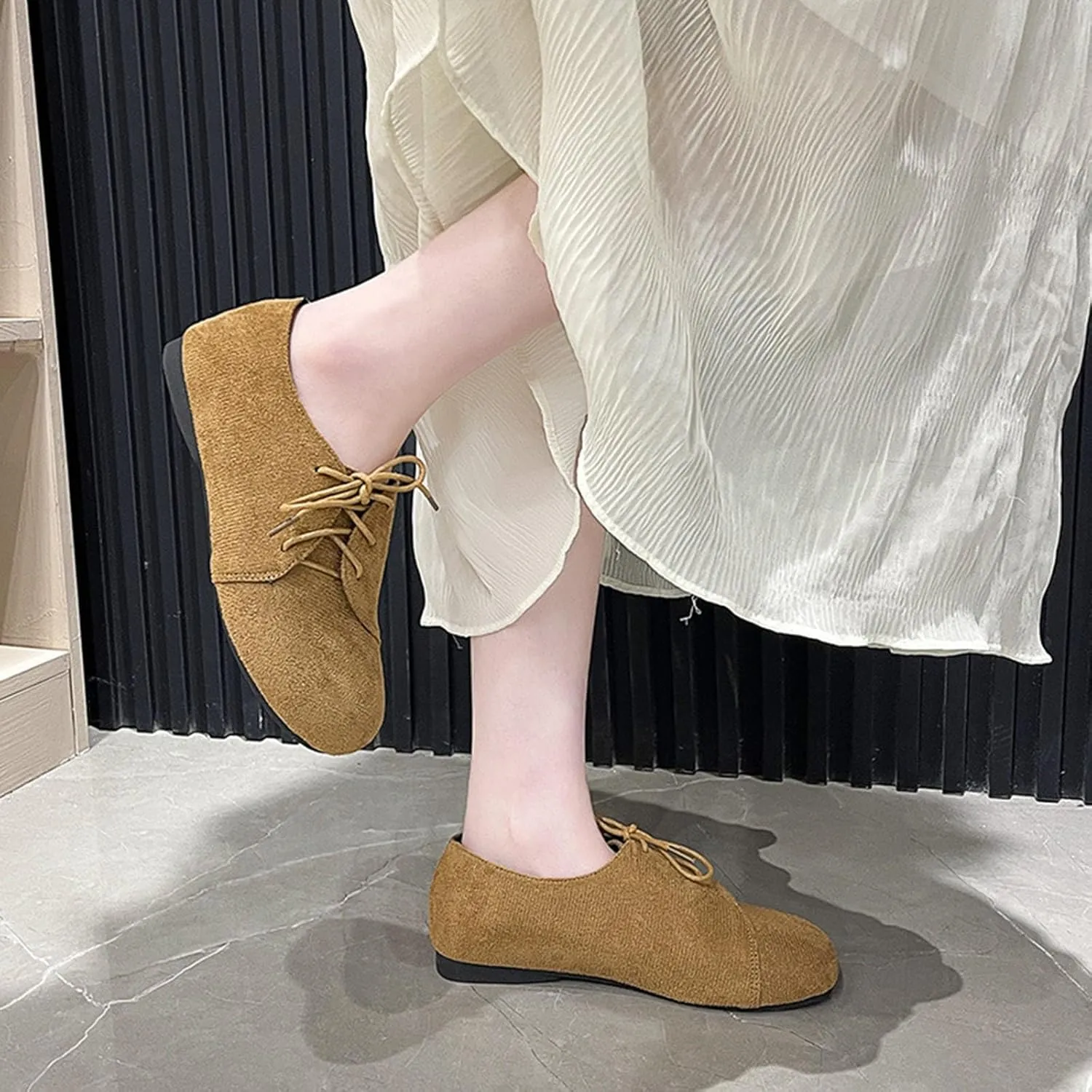 Womens Wide Width Flat Shoes Casual Round Toe Lace-Up Comfort Flats Suede Classic Spring Summer Shoes Everyday Wear